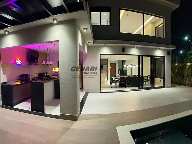 Sobrado com 343m² 3 quartos e 5 banheiros, à venda, no bairro Jardim Villa Romana em Indaiatuba