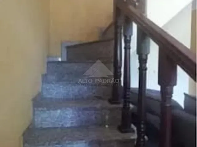 Sobrado com 125m² 3 quartos e 2 banheiros, à venda, no bairro Jardim Santa Lídia em Mauá