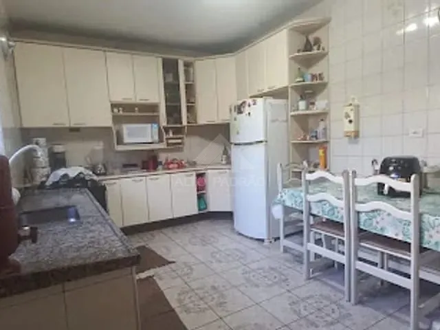 Sobrado com 125m² 3 quartos e 2 banheiros, à venda, no bairro Jardim Santa Lídia em Mauá