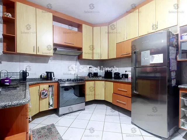 Sobrado com 292m² 3 quartos e 3 banheiros, à venda, no bairro Vila Independência em Mauá