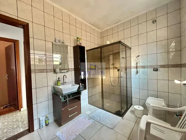 Casa com 400m² 5 quartos e 3 banheiros, à venda, no bairro Baeta Neves em São Bernardo do Campo