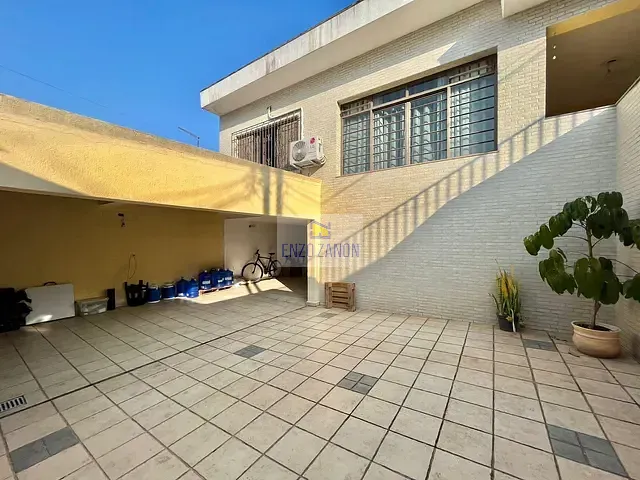 Casa com 400m² 5 quartos e 3 banheiros, à venda, no bairro Baeta Neves em São Bernardo do Campo