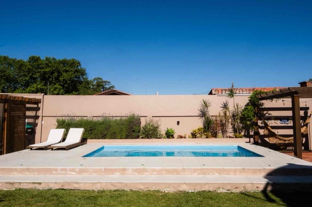 Casa com 480m² 4 quartos e 1 banheiro, à venda, no bairro Laranjal em Pelotas