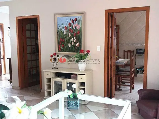 Sobrado com 239m² 3 quartos e 1 banheiro, à venda, no bairro Osvaldo Cruz em São Caetano do Sul