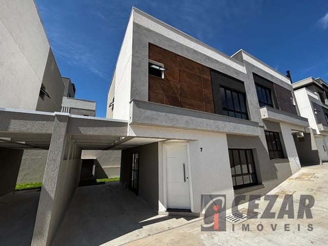 Casa com 101m² 3 quartos e 3 banheiros, à venda, no bairro Pilarzinho em Curitiba