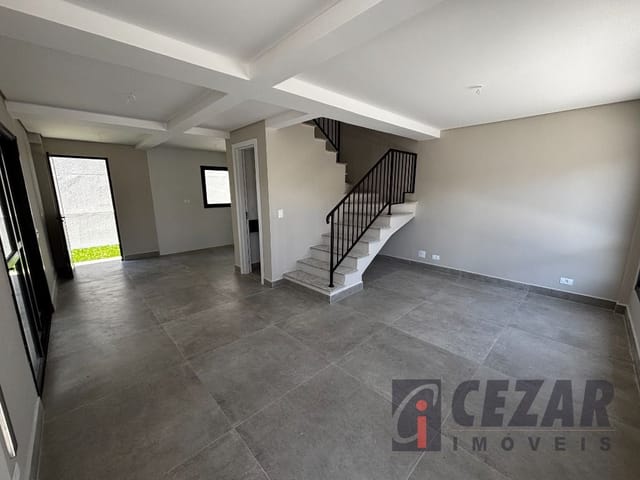 Casa com 101m² 3 quartos e 3 banheiros, à venda, no bairro Pilarzinho em Curitiba