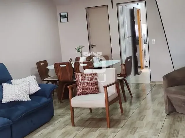 Sobrado com 300m² 3 quartos e 3 banheiros, à venda, no bairro Parque Maria Helena em São Paulo