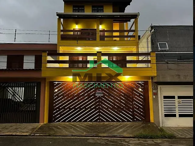 Sobrado com 380m² 7 quartos e 2 banheiros, à venda ou para alugar, no bairro Jordanópolis em São Bernardo do Campo