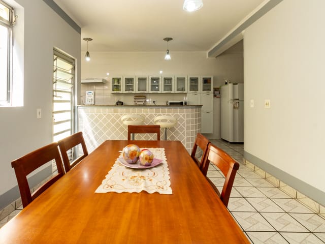 Foto do Sobrado - Sobrado para venda em Vila Yolanda com 4 quartos, sendo 2 suítes, 164m² | Lares e Andares Imóveis