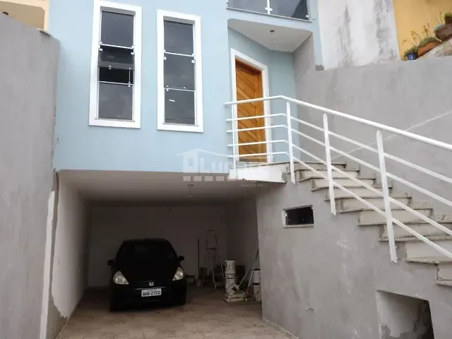 Sobrado com 282m² 3 quartos e 2 banheiros, à venda, no bairro Jardim Camila em Mogi das Cruzes