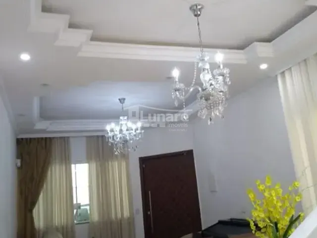 Sobrado com 150m² 3 quartos e 3 banheiros, à venda, no bairro Vila Jundiaí em Mogi das Cruzes
