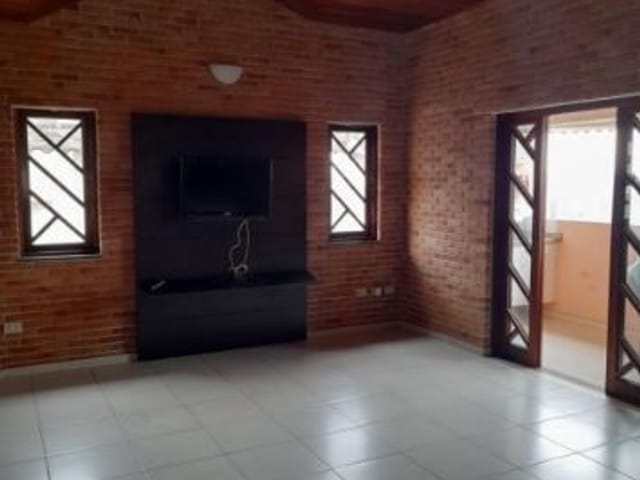 Foto do Sobrado - Sobrado com 3 dormitórios à venda, 260 m² por R$ 650.000,00 - Jardim Terras de São João - Jacareí/SP | INDEPENDENCE NEGOCIOS IMOBILIARIOS LTDA
