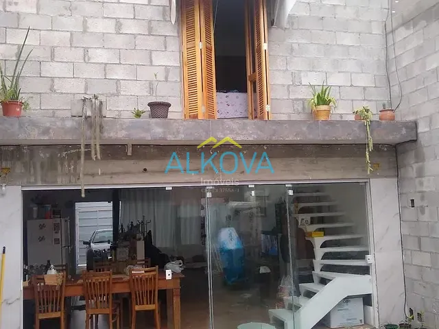 Sobrado com 150m² 3 quartos e 4 banheiros, à venda, no bairro Jardim América em São José dos Campos