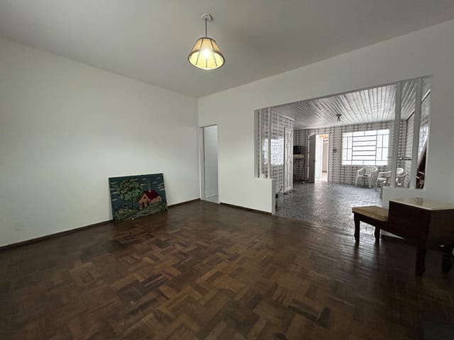 Casa com 225m² 3 quartos e 3 banheiros, à venda, no bairro Centro em Pelotas