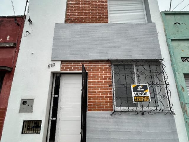 Casa com 225m² 3 quartos e 3 banheiros, à venda, no bairro Centro em Pelotas