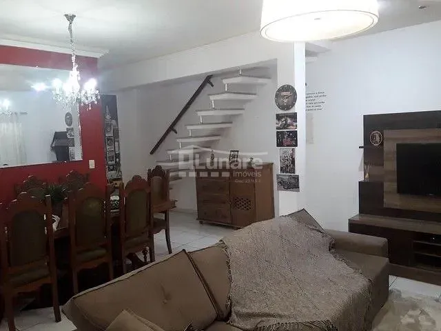 Sobrado 3 quartos e 4 banheiros, à venda, no bairro Conjunto Habitacional Antônio Bovolenta em Mogi das Cruzes