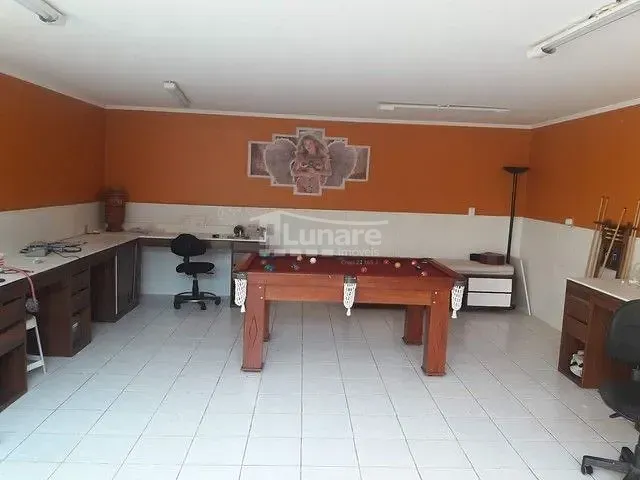 Sobrado 3 quartos e 4 banheiros, à venda, no bairro Conjunto Habitacional Antônio Bovolenta em Mogi das Cruzes