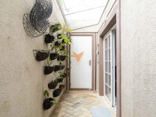 Sobrado com 510m² 4 quartos e 6 banheiros, à venda, no bairro São Paulo II em Cotia
