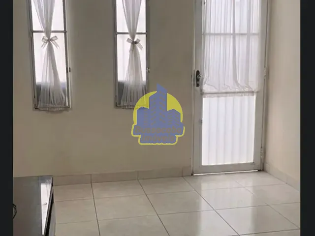 Sobrado com 183m² 4 quartos e 2 banheiros, à venda, no bairro Umuarama em Osasco