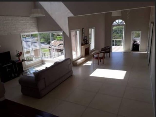 Foto do Sobrado - Sobrado com 4 dormitórios à venda, 400 m² por R$ 1.480.000,00 - Parque Mirante Do Vale - Jacareí/SP | INDEPENDENCE NEGOCIOS IMOBILIARIOS LTDA