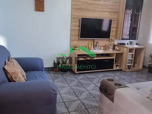 Sobrado com 236m² 3 quartos e 2 banheiros, à venda, no bairro Jardim Las Vegas em Santo André