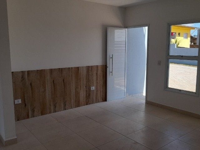 Sobrado com 70m² 2 quartos e 1 banheiro, à venda, no bairro Parque do Agreste Gl Dois em Vargem Grande Paulista