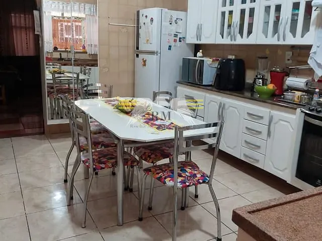 Sobrado com 125m² 5 quartos e 3 banheiros, à venda, no bairro Jardim Vila Formosa em São Paulo