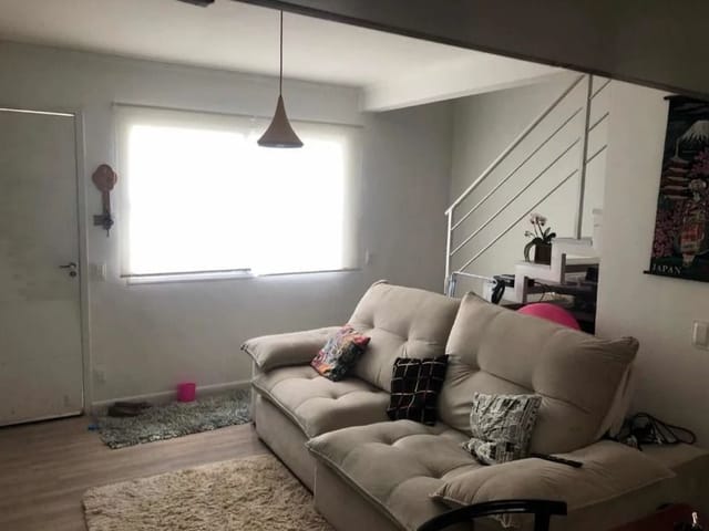 Sobrado com 80m² 2 quartos e 2 banheiros, à venda, no bairro Quinta dos Angicos em Cotia