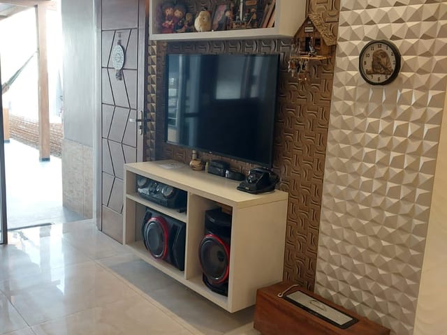 Casa com 213m² 4 quartos e 2 banheiros, à venda, no bairro São Gonçalo em Pelotas