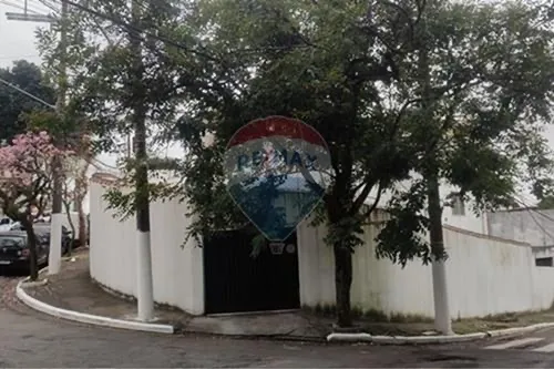 Sobrado para venda em Parque Jabaquara com 4 quartos, sendo 1 suíte, 261m²