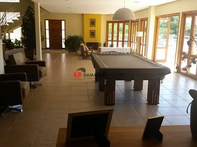 Sobrado com 750m², à venda, no bairro Alphaville Graciosa em Pinhais