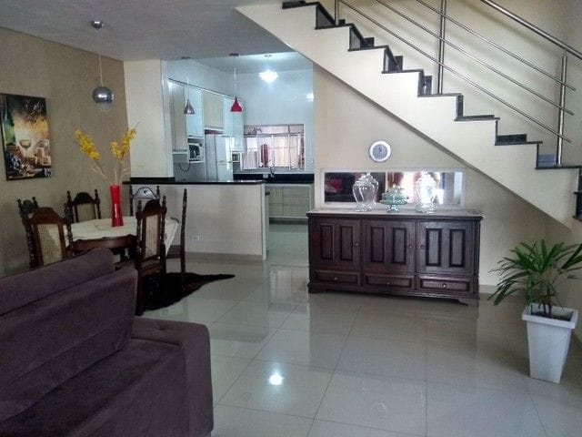 Foto do Sobrado - Sobrado com 3 dormitórios à venda, 220 m² por R$ 700.000,00 - Villa Branca - Jacareí/SP | INDEPENDENCE NEGOCIOS IMOBILIARIOS LTDA