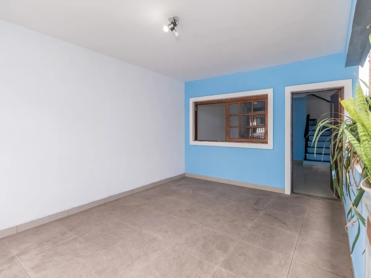 Sobrado para venda em Conjunto Residencial Jardim Canaã com 3 quartos, 120m²