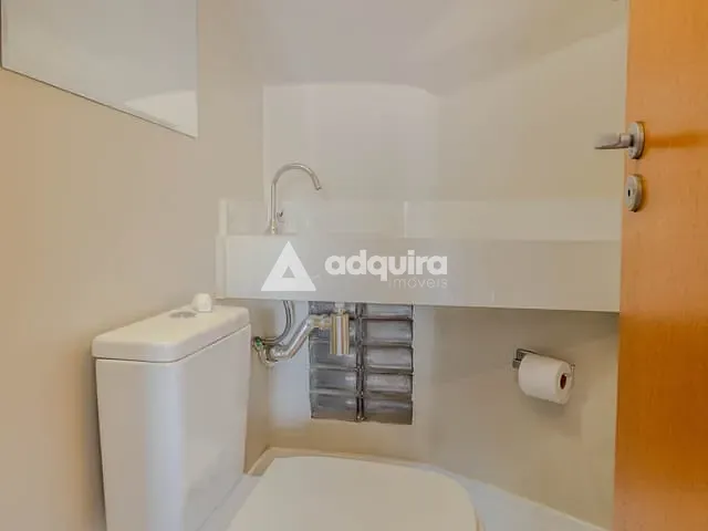 Sobrado 4 quartos e 6 banheiros, à venda, no bairro Jardim Carvalho em Ponta Grossa