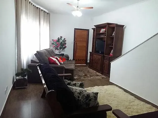 Sobrado com 201m² 3 quartos e 1 banheiro, à venda, no bairro Santa Maria em São Caetano do Sul