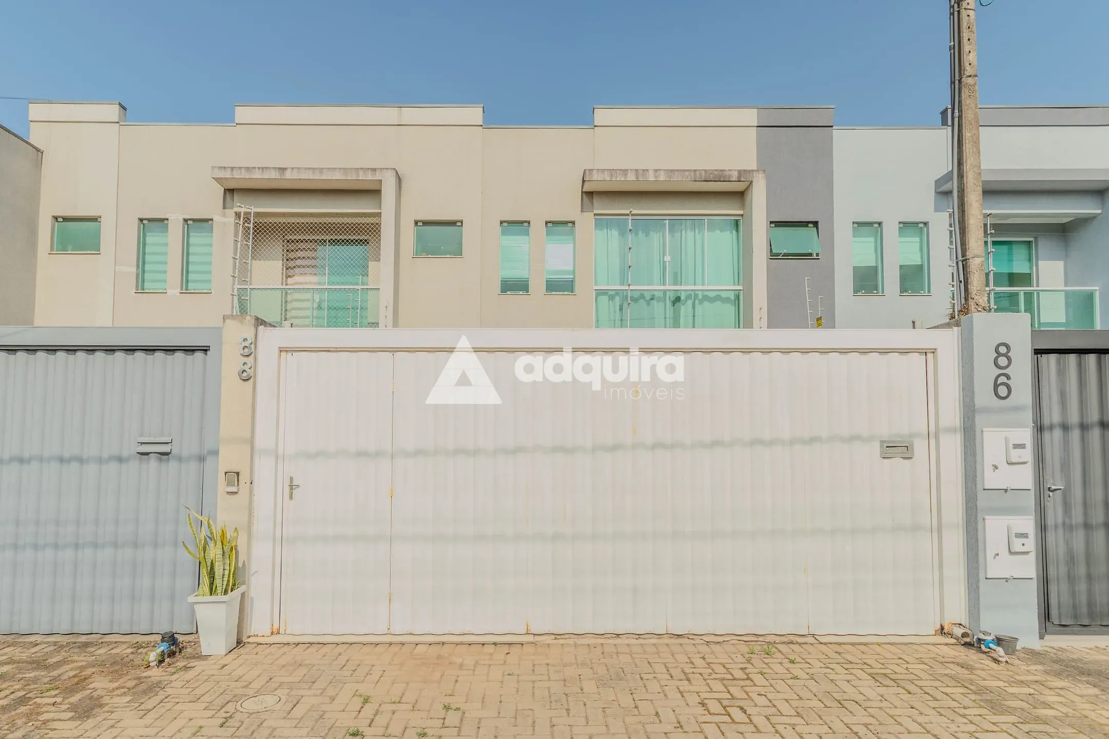 Sobrado, 2 quartos, 160 m² - Foto 1