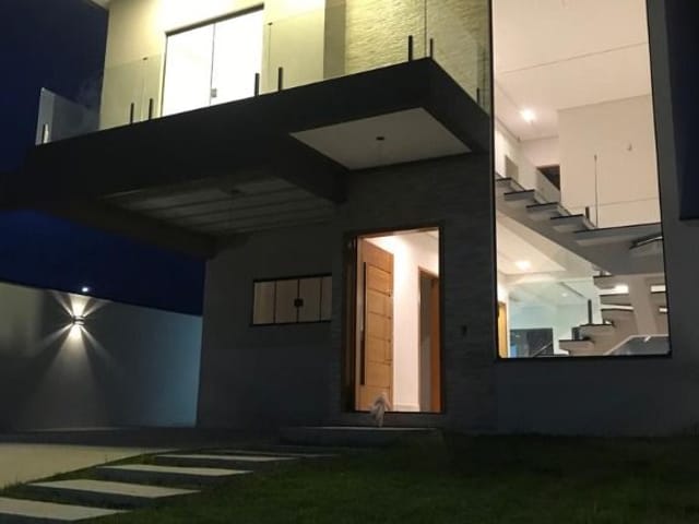 Foto do Sobrado - Sobrado com 3 dormitórios para alugar, 180 m² por R$ 5.000,00/mês - Condomínio Residencial Floresta - São José dos Campos/SP | INDEPENDENCE NEGOCIOS IMOBILIARIOS LTDA