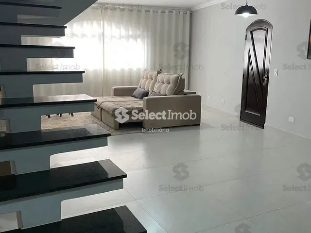 Sobrado com 226m² 3 quartos e 1 banheiro, à venda, no bairro Jardim Rina em Santo André