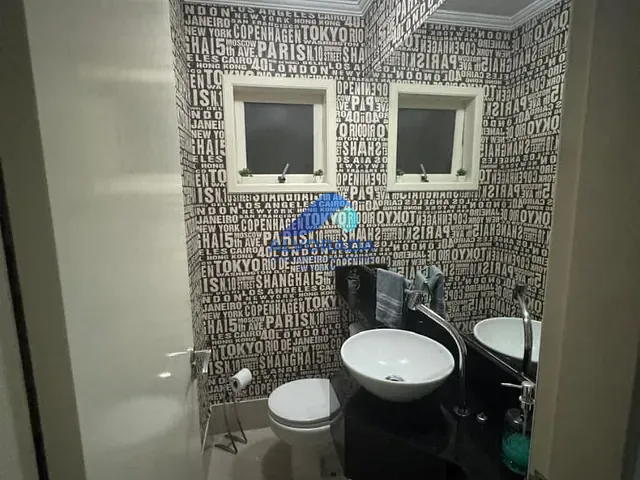 Sobrado com 125m² 3 quartos e 1 banheiro, à venda, no bairro Jardim das Indústrias em São José dos Campos
