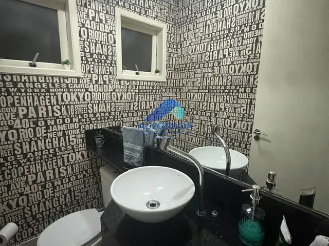Sobrado com 125m² 3 quartos e 1 banheiro, à venda, no bairro Jardim das Indústrias em São José dos Campos