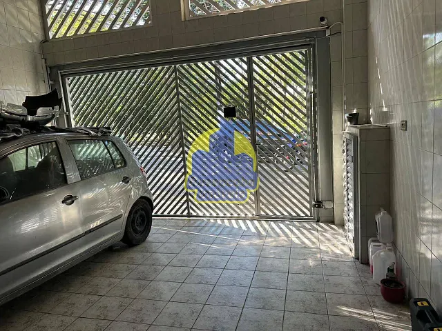 Sobrado com 230m² 3 quartos e 2 banheiros, à venda, no bairro Bela Vista em Osasco