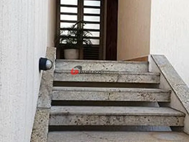 Sobrado com 330m² 4 quartos e 1 banheiro, à venda, no bairro Vila Alpina em São Paulo