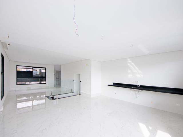 Foto do Sobrado - Sobrado para venda em Portais (Polvilho) com 3 quartos, sendo 3 suítes, 189m² | Lares e Andares Imóveis