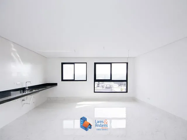 Sobrado com 189m² 3 quartos e 4 banheiros, à venda, no bairro Portais (Polvilho) em Cajamar