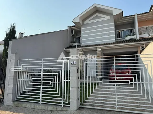 Sobrado com 186m² 3 quartos e 2 banheiros, à venda, no bairro Estrela em Ponta Grossa