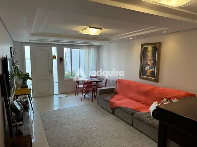 Sobrado com 186m² 3 quartos e 2 banheiros, à venda, no bairro Estrela em Ponta Grossa