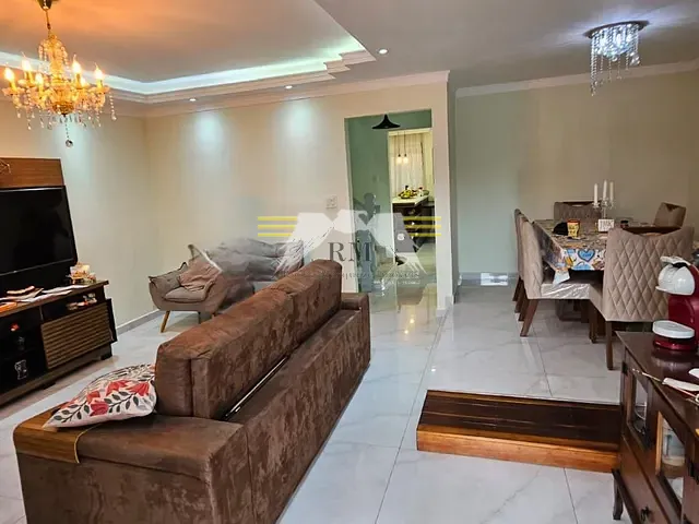 Sobrado 3 quartos e 3 banheiros, à venda, no bairro Vila Galvão em Guarulhos