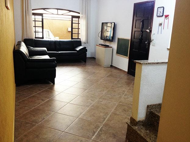 Sobrado à venda 3 Quartos, 1 Suite, 2 Vagas, Santa Terezinha, São Bernardo do Campo - SP