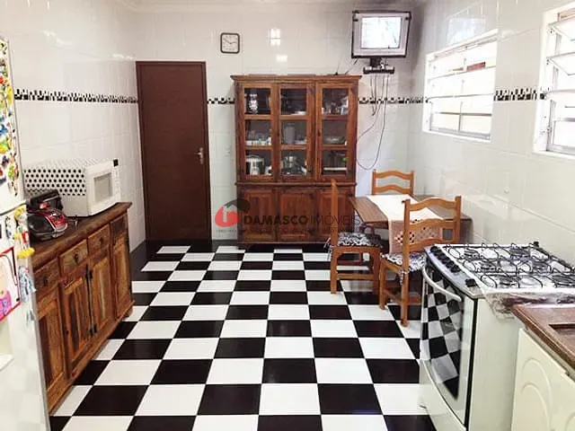 Sobrado com 155m² 3 quartos e 1 banheiro, à venda, no bairro Santa Terezinha em São Bernardo do Campo