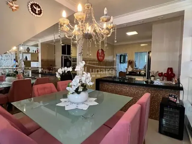 Sobrado com 120m² 4 quartos e 3 banheiros, à venda, no bairro Jardim São Lourenço em Bertioga